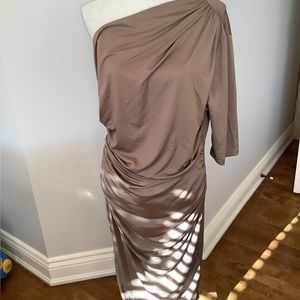 NWOT cappuccino colour one shoulder perfect dress for shower or reveal